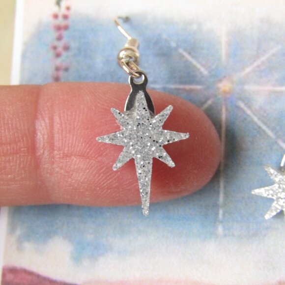 Bethlehem Star Acrylic Silver Sparkle Dangle Earrings Luke 2:11 Card Gift Bag - Picture 3 of 3